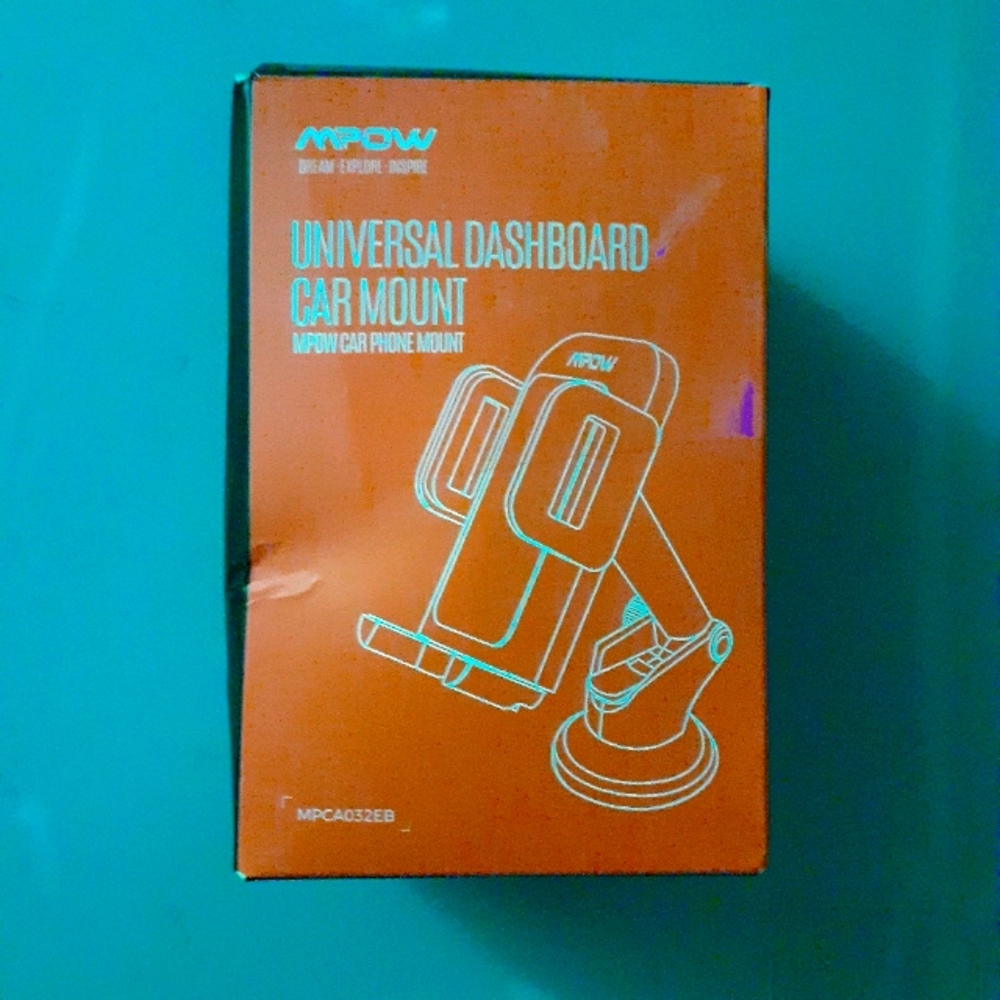 Universal Dashboard Car Mount